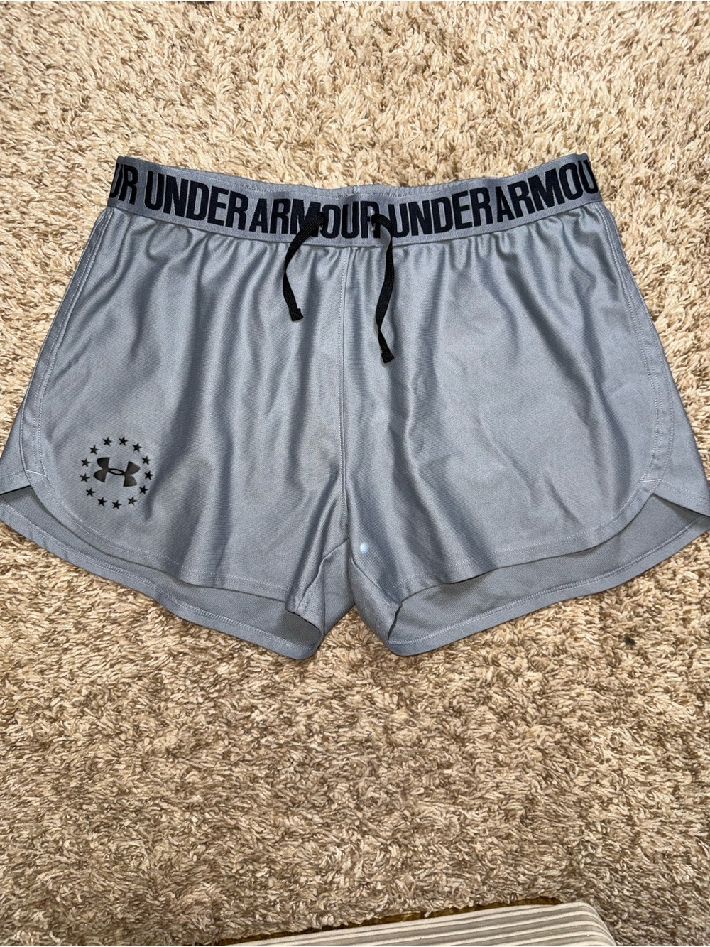 Under Armour- Size M- Heat Gear Gray Running Short Shorts Sports Athletic Women